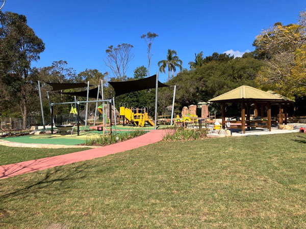 Warrina Street Playground complete