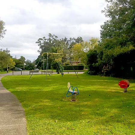 Yanderra Grove Reserve